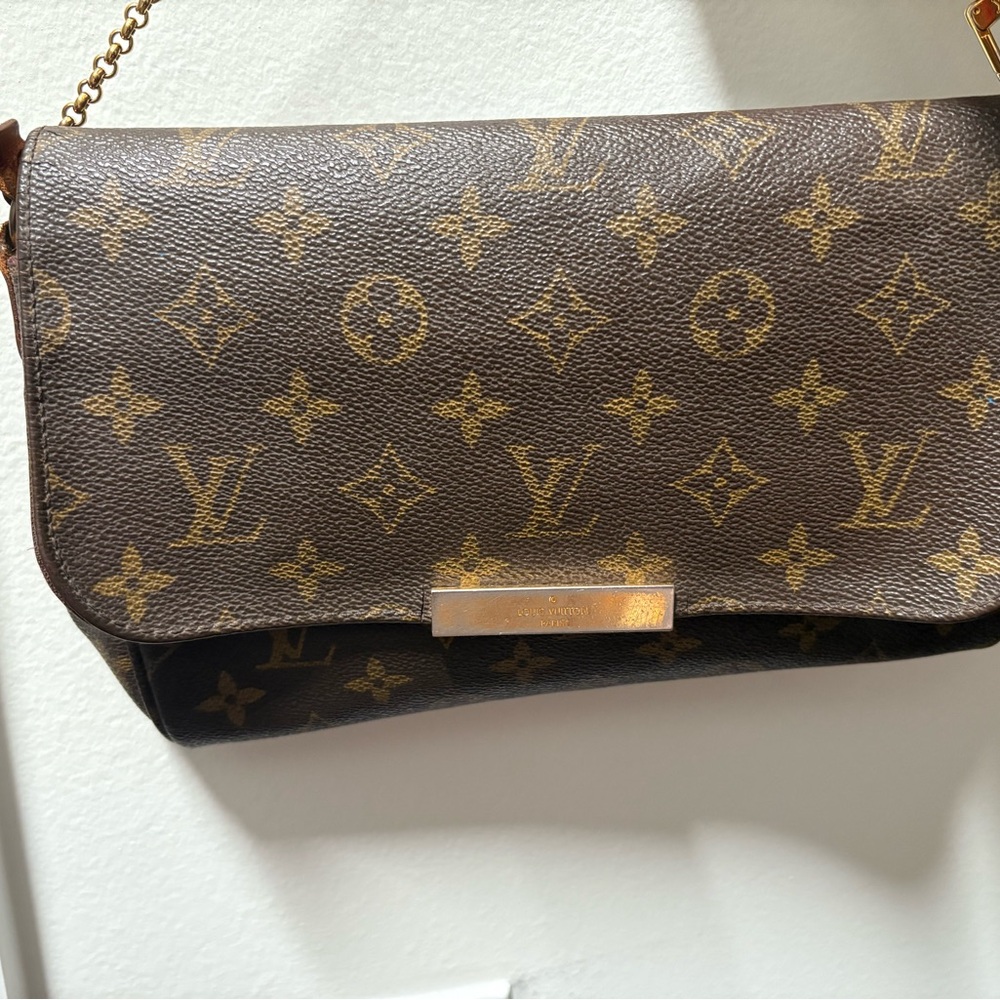 Louis Vuitton Favorite MM